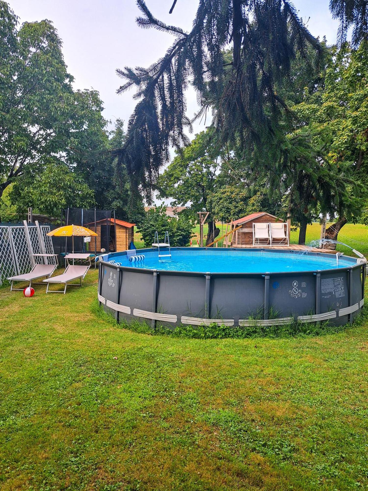 La Casina Panzió Trecasali Kültér fotó